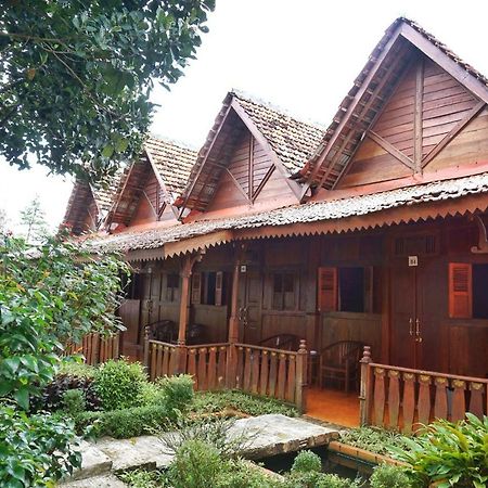 Hotel Grand Pesona Ksatria Cisarua Exterior foto