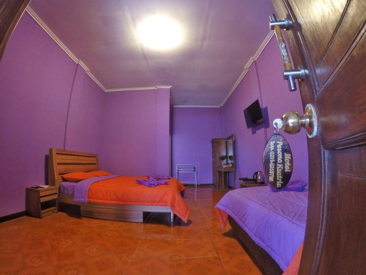 Hotel Grand Pesona Ksatria Cisarua Exterior foto